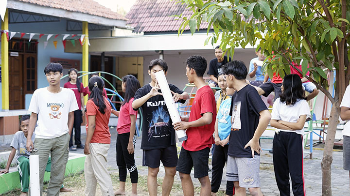 gallery kegiatan, Lomba Komparem Memperingati HUT RI Ke-79, Komisi Pemuda & Remaja, gereja kristen jawa, gkj, gkj baki, gereja kristen jawa baki, baki, sukoharjo, gkj klasis sukoharjo, klasis sukoharjo, klasis, sinode gkj, sinode 